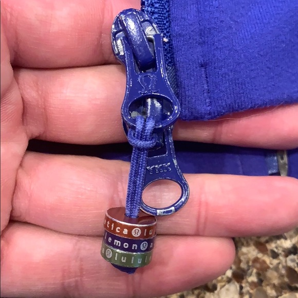 Lululemon jacket - Picture 2 of 5